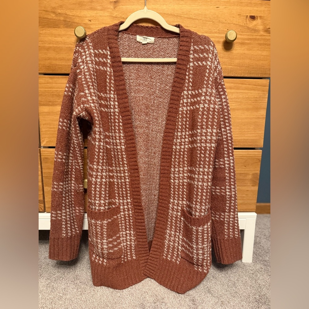 Brown/Rust and White Chunky Knit Cardigan